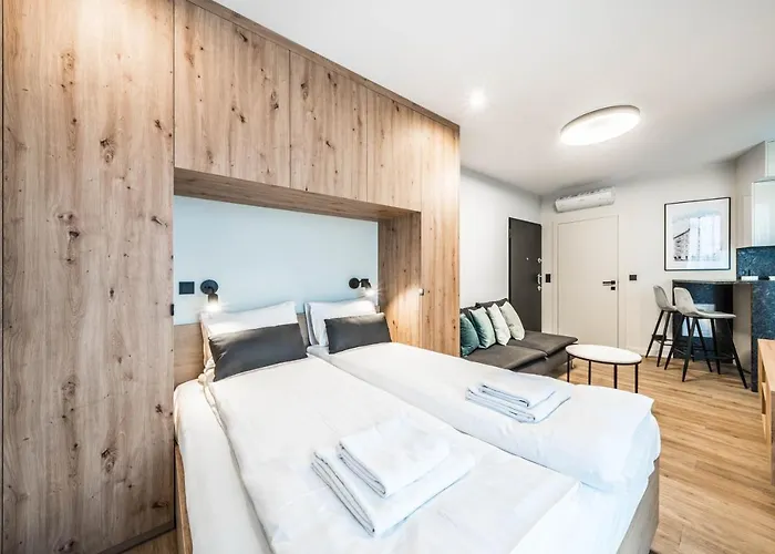 Rent Like - Krysiewicza 3 Apartment